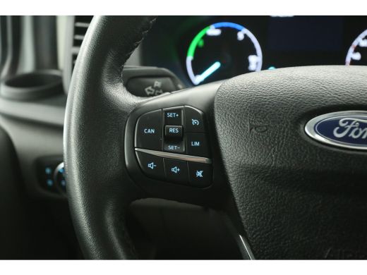 Ford Transit Custom L1H1 PHEV | Airco | Camera | Cruise | 3 Zits | Xenon | Parkeersens. ActivLease financial lease