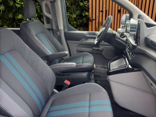 Ford Transit Custom PHEV L2H1 Sport Dubbel Cabine | 20'inch | Glaslook | LED-Bar | Inkl. Trekhaak | DIK! | Cruise con... ActivLease financial lease