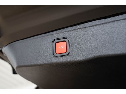 Jeep Avenger 1.2 e-Hybrid Summit | Tot 8 Jaar Garantie | Camera | Navigatie | Elektrishe Achterklep | Stoelver... ActivLease financial lease