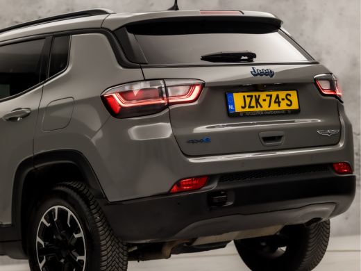 Jeep Compass 4xe 240 Plug-in Hybrid Electric Trailhawk 240Pk Automaat (PANORAMADAK, NARDO GREY, VIRTUAL COCKPI... ActivLease financial lease