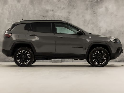 Jeep Compass 4xe 240 Plug-in Hybrid Electric Trailhawk 240Pk Automaat (PANORAMADAK, NARDO GREY, VIRTUAL COCKPI... ActivLease financial lease
