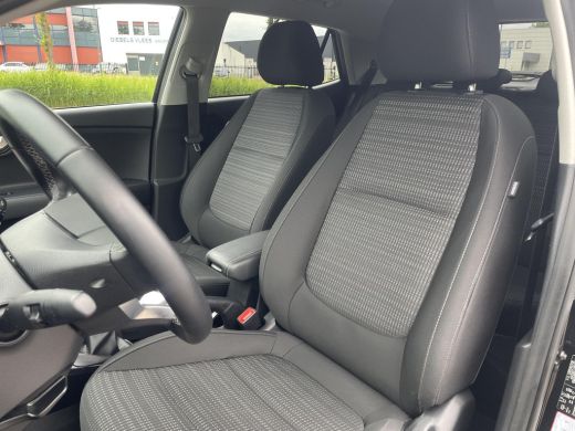 Kia Stonic 1.0 T-GDi MHEV DynamicLine | Climate control | Apple carplay | Achteruitrijcamera | ActivLease financial lease