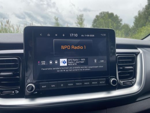 Kia Stonic 1.0 T-GDi MHEV DynamicLine | Climate control | Apple carplay | Achteruitrijcamera | ActivLease financial lease