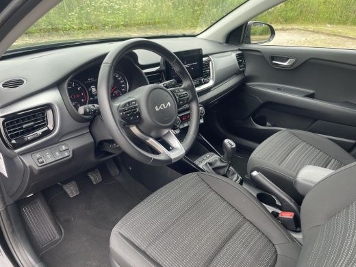 Kia Stonic 1.0 T-GDi MHEV DynamicLine | Climate control | Apple carplay | Achteruitrijcamera | ActivLease financial lease