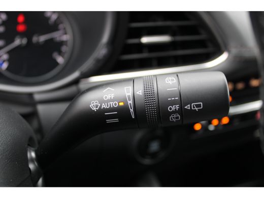 Mazda 3 2.0 e-SkyActiv-G M Hybrid 122 Comfort met Bose | Achteruitrijcamera | Audio installatie premium |... ActivLease financial lease