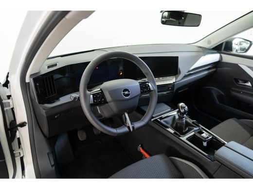 Opel Astra Sports Tourer 1.2 Turbo Business Edition | Tot 8 Jaar Garantie | Camera | Navigatie | Climate Con... ActivLease financial lease
