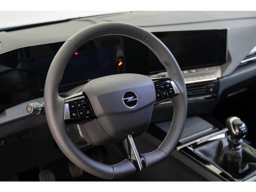 Opel Astra Sports Tourer 1.2 Turbo Business Edition | Tot 8 Jaar Garantie | Camera | Navigatie | Climate Con... ActivLease financial lease