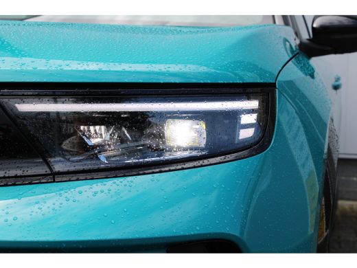 Opel Mokka 1.2 Turbo Hybrid GS / Navigatie / Camera / Keyless / Dodehoek / Stuur -en Stoelverwarmd / 18'' LMV ActivLease financial lease