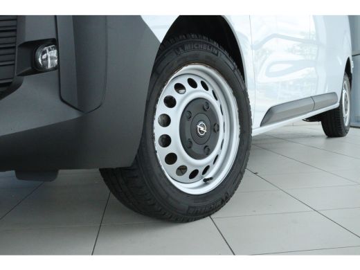 Opel Vivaro 2.0 Diesel 145 L3 | Cruise Control | Stoel+Stuurverwarming | Betimmering | Camera | Navi | Carplay ActivLease financial lease