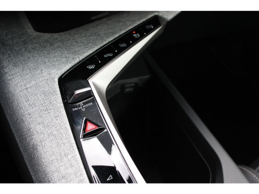 Peugeot 3008 1.6 plug-in Hybrid 195 Allure | Automaat | Navigatie | Camera | Stoelverwarming | 5.000km | NL Au... ActivLease financial lease