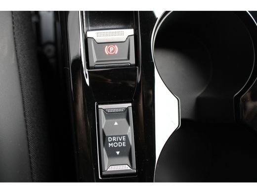 Peugeot e-2008 Allure | Active Safety Brake met camera en radar (automatisch noodremsysteem) met Distance Alert ... ActivLease financial lease