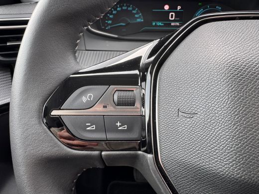 Peugeot e-208 EV Active Pack 50 kWh | SOH 96,44% | Navigatie | Cruise Control | Apple Carplay / Android Auto | ... ActivLease financial lease