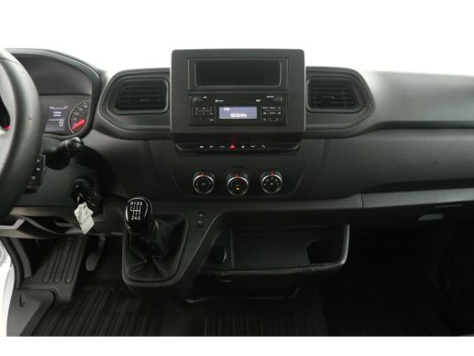 Renault Master 2.3 dCi 150PK L2H2 | Airco | Cruise | Camera | LED | Parkeersens. | Stoelverw. ActivLease financial lease