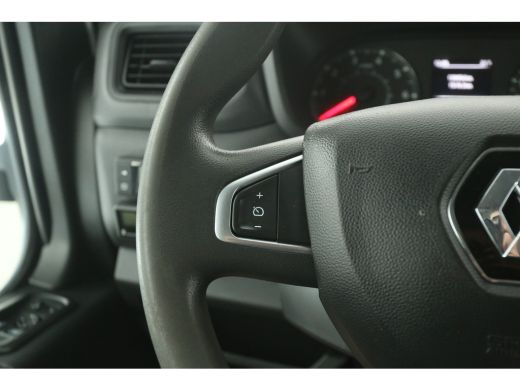 Renault Master 2.3 dCi 150PK L2H2 | Airco | Cruise | Camera | LED | Parkeersens. | Stoelverw. ActivLease financial lease
