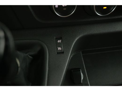Renault Master 2.3 dCi 150PK L2H2 | Airco | Cruise | Camera | LED | Parkeersens. | Stoelverw. ActivLease financial lease