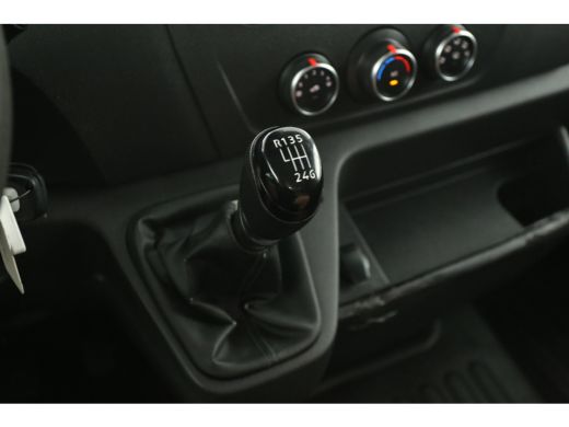 Renault Master 2.3 dCi 150PK L2H2 | Airco | Cruise | Camera | LED | Parkeersens. | Stoelverw. ActivLease financial lease