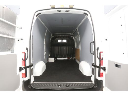 Renault Master 2.3 dCi 150PK L2H2 | Airco | Cruise | Camera | LED | Parkeersens. | Stoelverw. ActivLease financial lease