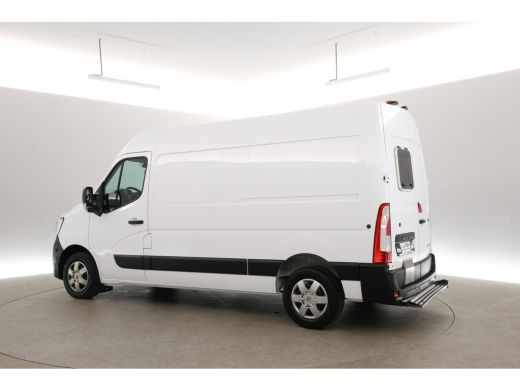 Renault Master 2.3 dCi 150PK L2H2 | Airco | Cruise | Camera | LED | Parkeersens. | Stoelverw. ActivLease financial lease