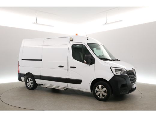 Renault Master 2.3 dCi 150PK L2H2 | Airco | Cruise | Camera | LED | Parkeersens. | Stoelverw. ActivLease financial lease