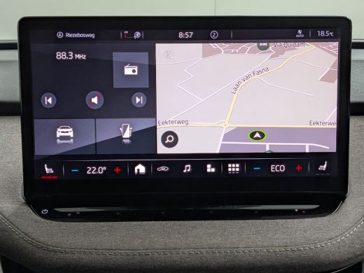 Skoda Enyaq iV 60 l Stoel en stuurverwarming l Navigatie l PDC l SOH 86% l 19" Lm Velgen l ActivLease financial lease