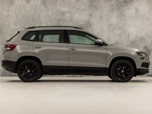Skoda Karoq 1.5 TSI ACT Sport 150Pk Automaat (APPLE CARPLAY, GROOT NAVI, CLIMATE, KEYLESS, SPORTSTOELEN, CRUI... ActivLease financial lease