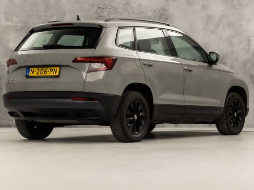 Skoda Karoq 1.5 TSI ACT Sport 150Pk Automaat (APPLE CARPLAY, GROOT NAVI, CLIMATE, KEYLESS, SPORTSTOELEN, CRUI... ActivLease financial lease