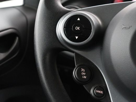 Smart Fortwo EQ Comfort 18 kWh | SOH 92,2% | Carplay | Cruise control | Climate control | Elektrisch vouwdak |... ActivLease financial lease