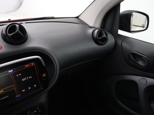 Smart Fortwo EQ Comfort 18 kWh | SOH 92,2% | Carplay | Cruise control | Climate control | Elektrisch vouwdak |... ActivLease financial lease