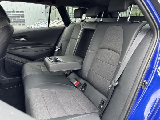 Toyota Corolla Touring Sports Hybrid 140 Business Plus ActivLease financial lease