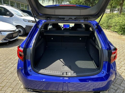 Toyota Corolla Touring Sports Hybrid 140 Dynamic ActivLease financial lease