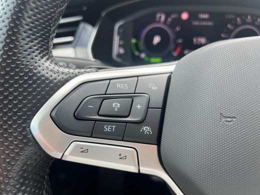 Volkswagen Passat Variant 1.4 TSI PHEV GTE Business | 218Pk | Elec. A-Klep | Trekhaak | Digi Dash | App Connect | W... ActivLease financial lease