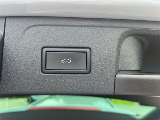 Volkswagen Passat Variant 1.4 TSI PHEV GTE Business | 218Pk | Elec. A-Klep | Trekhaak | Digi Dash | App Connect | W... ActivLease financial lease