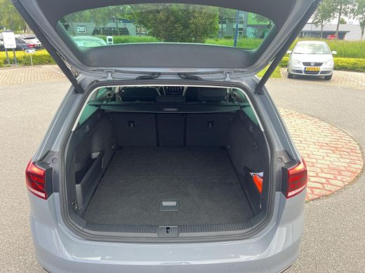 Volkswagen Passat Variant 1.4 TSI PHEV GTE Business | 218Pk | Elec. A-Klep | Trekhaak | Digi Dash | App Connect | W... ActivLease financial lease