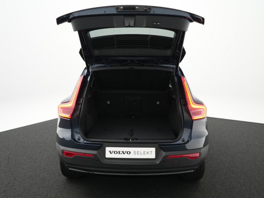Volvo  EX40 Single Extended Ultra Black Edition Europa 82 kWh | Panoramadak | 360&deg; Camera | Harman/Kardon | A... ActivLease financial lease