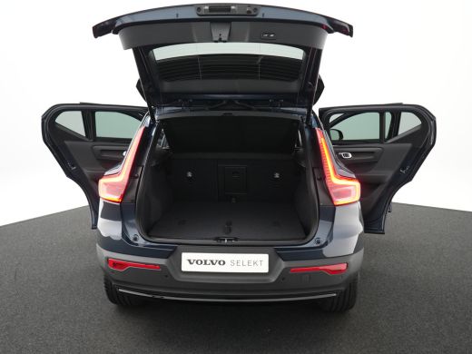 Volvo  EX40 Single Extended Ultra Black Edition Europa 82 kWh | Panoramadak | 360&deg; Camera | Harman/Kardon | A... ActivLease financial lease