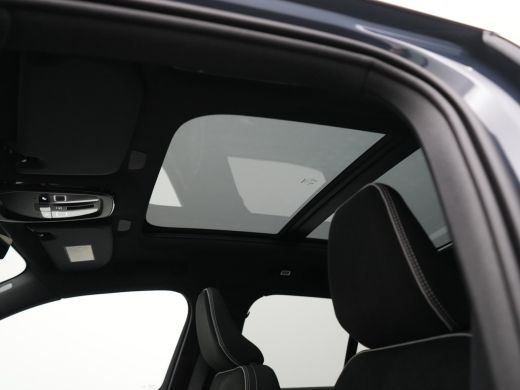 Volvo  EX40 Single Extended Ultra Black Edition Europa 82 kWh | Panoramadak | 360&deg; Camera | Harman/Kardon | A... ActivLease financial lease