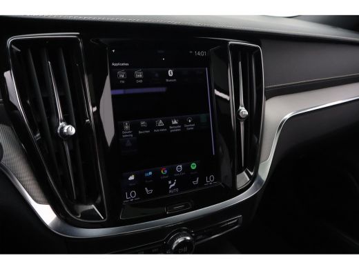 Volvo  V60 2.0 T6 Plug-in hybrid AWD Plus Dark | Long Range | VolvoSelekt! | R-Design ActivLease financial lease