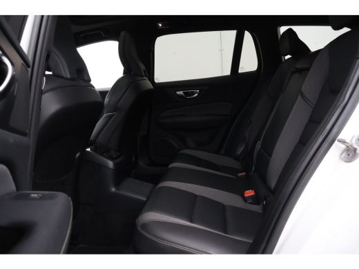Volvo  V60 2.0 T6 Plug-in hybrid AWD Plus Dark | Long Range | VolvoSelekt! | R-Design ActivLease financial lease