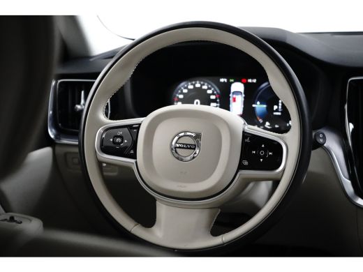 Volvo  V60 2.0 T6 Recharge AWD Inscription 390pk | Trekhaak | Leder | Stoelverwarming | Apple Carplay ActivLease financial lease
