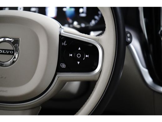 Volvo  V60 2.0 T6 Recharge AWD Inscription 390pk | Trekhaak | Leder | Stoelverwarming | Apple Carplay ActivLease financial lease