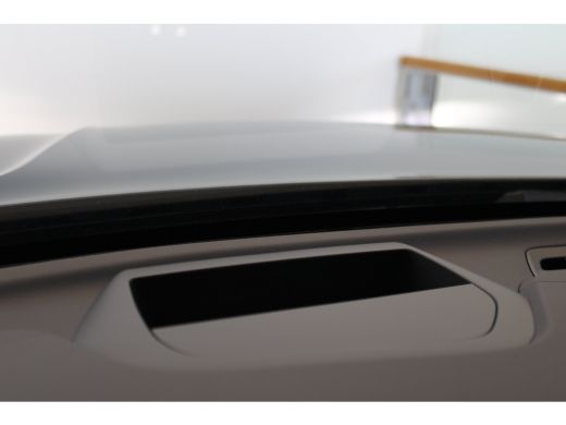Volvo  XC60 406PK T8 Ultra Black Edition Exec | Luchtvering | Gelam Glas | B&W Audio | Massage | Getint Glas ActivLease financial lease