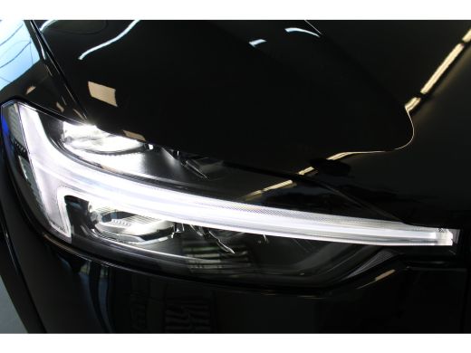 Volvo  XC60 406PK T8 Ultra Black Edition Exec | Luchtvering | Gelam Glas | B&W Audio | Massage | Getint Glas ActivLease financial lease
