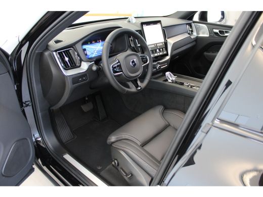 Volvo  XC60 406PK T8 Ultra Black Edition Exec | Luchtvering | Gelam Glas | B&W Audio | Massage | Getint Glas ActivLease financial lease