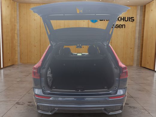 Volvo  XC60 Plus Black Edition Recharge Plug-In Hybrid AWD ActivLease financial lease