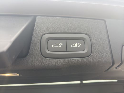 Volvo  XC60 Plus Black Edition Recharge Plug-In Hybrid AWD ActivLease financial lease