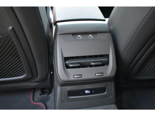Audi A5 Avant TFSI e-hybrid quattro 220 kW S-edition 19 inch | Head-up-Display | Panoramadak | Omgevingsc... ActivLease financial lease