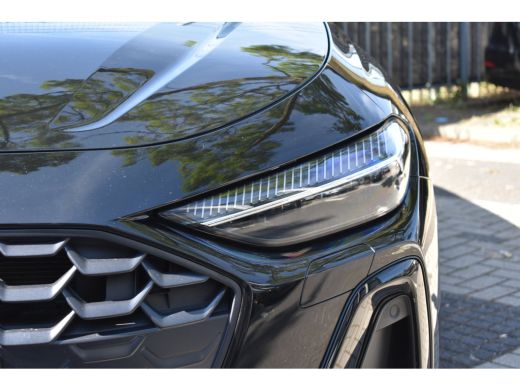 Audi A5 Avant TFSI e-hybrid quattro 220 kW S-edition 19 inch | Head-up-Display | Panoramadak | Omgevingsc... ActivLease financial lease