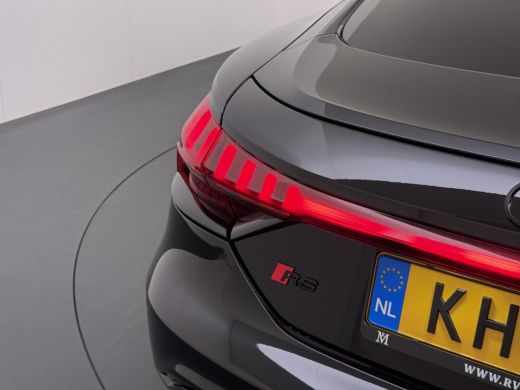 Audi e-tron GT RS 93 kWh VAN: 69.900,- VOOR: 64.877,- UW WKVOORDEEL: 5.023,- | SOH: 93% | CARBON PAKKET | STOELV... ActivLease financial lease