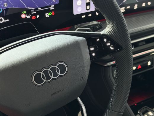 Audi Q5 2.0 TFSI E-HYBRID QUATTRO 300 PK S-EDITION PAS/DISPLAY PANO LEER 360CAM TREKHAAK MATRIXX LED ELEK... ActivLease financial lease