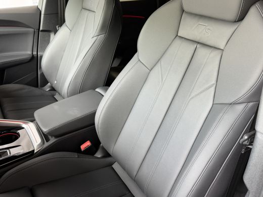 Audi Q5 2.0 TFSI E-HYBRID QUATTRO 300 PK S-EDITION PAS/DISPLAY PANO LEER 360CAM TREKHAAK MATRIXX LED ELEK... ActivLease financial lease